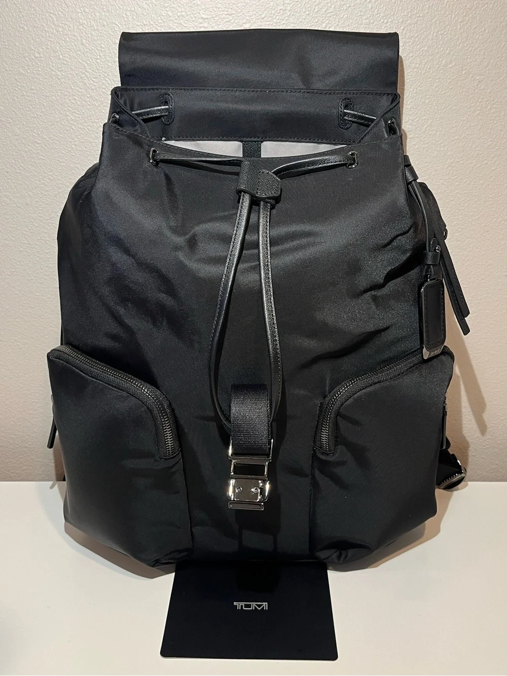 Tumi •15 0h